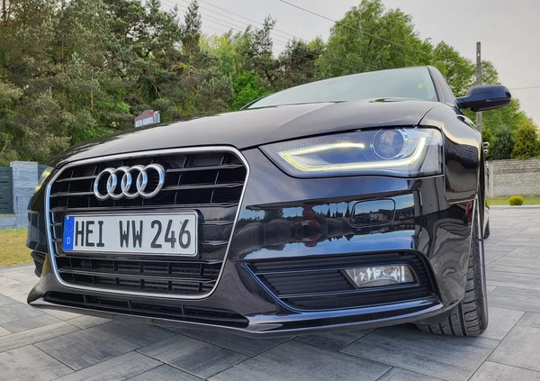 Audi A4 cena 49900 przebieg: 222000, rok produkcji 2012 z Strzyżów małe 631